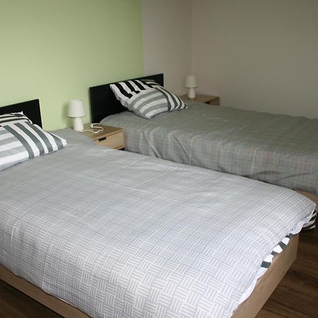 Les Nuits D'Aldearde Apartment Airvault Bagian luar foto