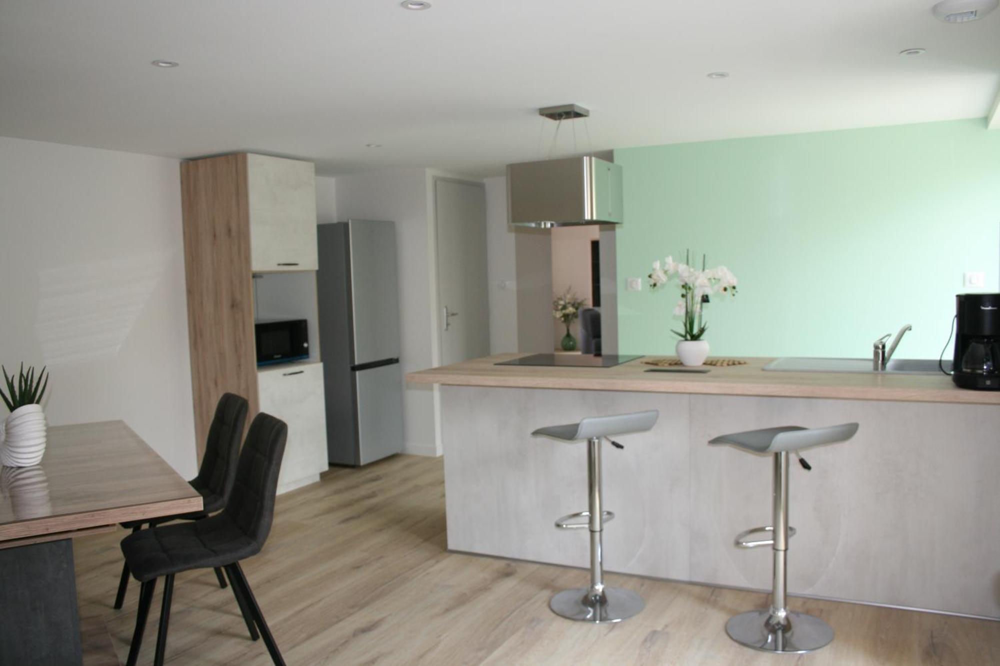 Les Nuits D'Aldearde Apartment Airvault Bagian luar foto