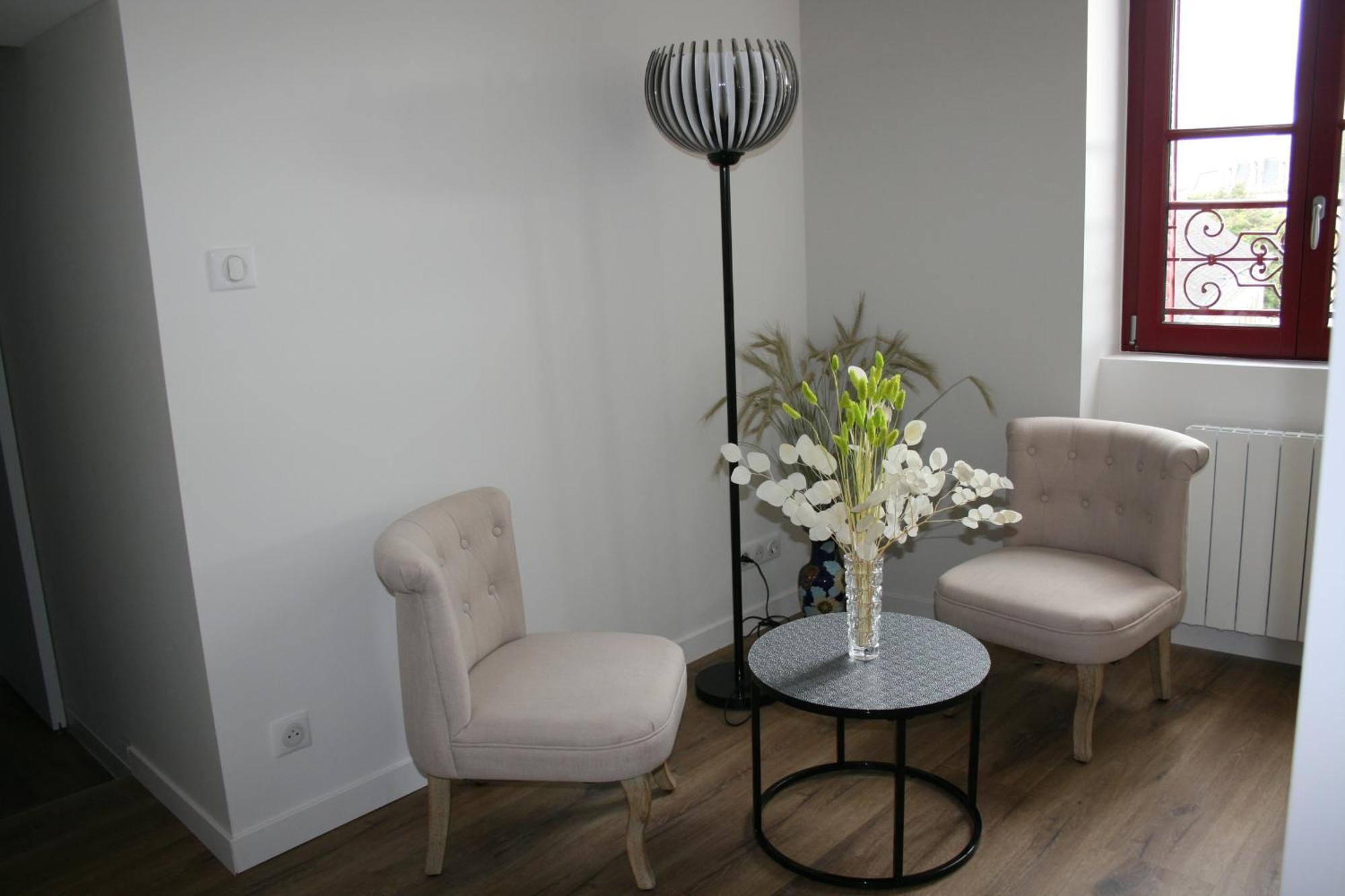 Les Nuits D'Aldearde Apartment Airvault Bagian luar foto